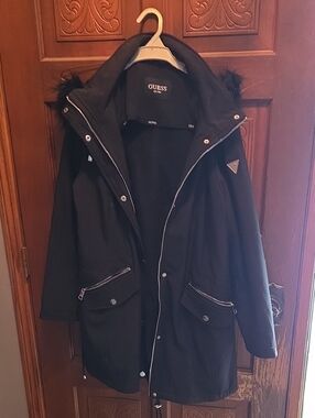 GUESS Black Hooded Puffer Coat with Faux-Fur Trim